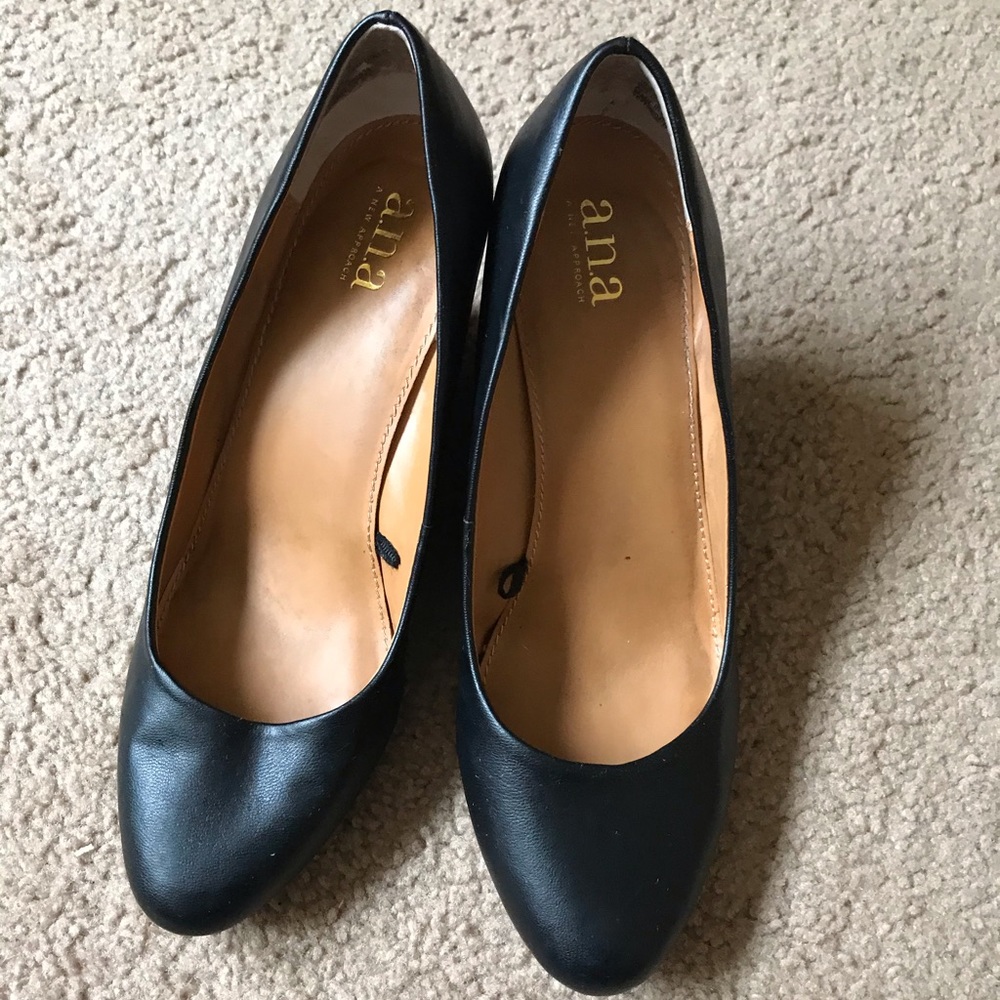 A.n.a Black Wedges